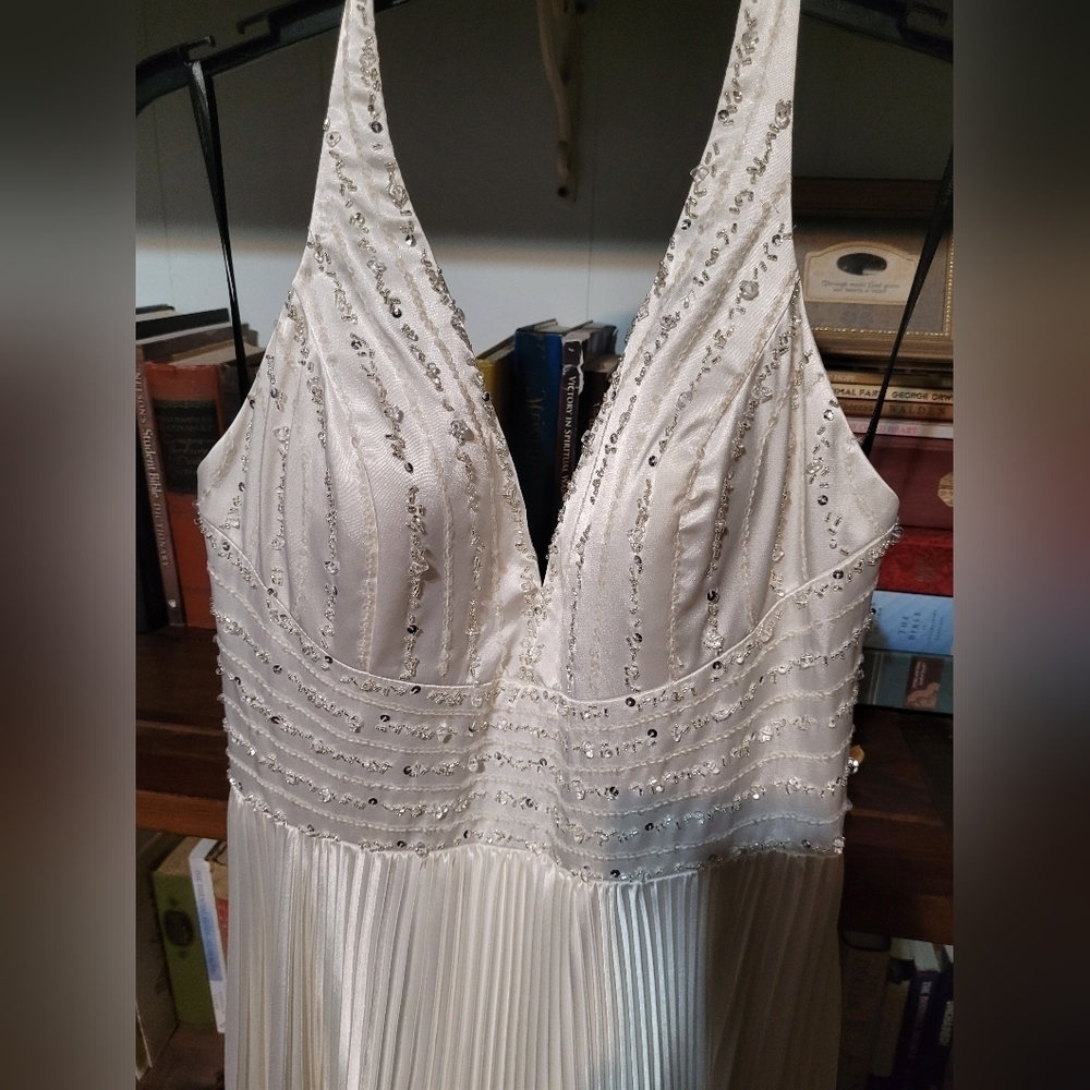 Marilyn Monroe Style Elegant Satin Strapless Beaded Dress